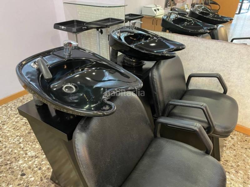 Foto 9762f8bd-cd4e-454e-87df-d43d6a3262c0. Location local commercial dans Sant Joan Vilanova i la Geltrú