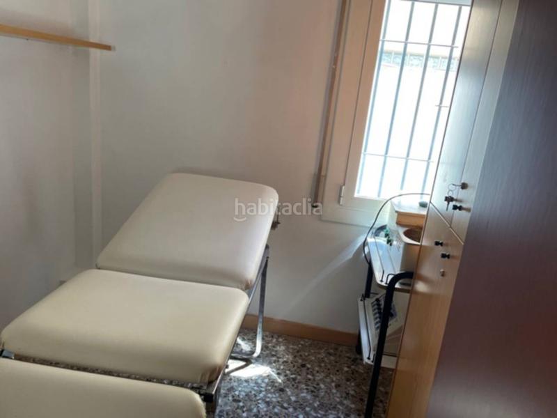 Foto 98e99528-8d6e-4d42-8ff5-c836dd0fc76e. Location local commercial dans Sant Joan Vilanova i la Geltrú