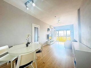 Àtic  Calle josep coroleu. Ático en venta en junto plaça de la sardana i al lado de ribes r