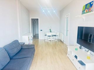 Dachwohnung  Calle josep coroleu. Ático en venta en junto plaça de la sardana i al lado de ribes r