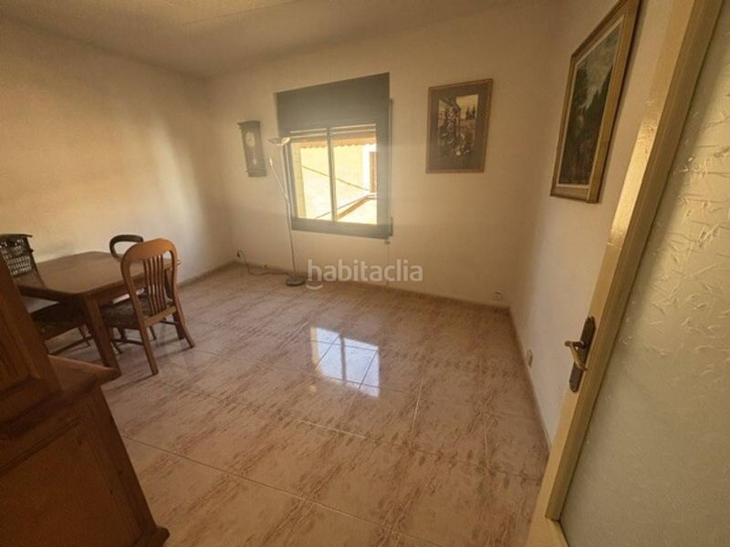 Foto c97cbeda-b6c2-417d-b209-9e1b8611a32d. Casa amb aparcament a el castell de Cubelles Cubelles