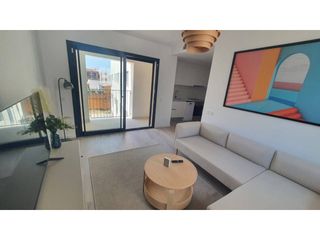 Piso  Calle casernes. Piso nuevo con piscina comunitaria en la azotea del edificio!