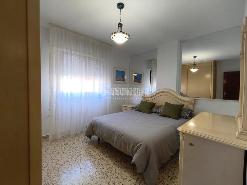 Foto 0556e67c-12bd-4e49-8ac1-4bae279141fd. Flat with parking in Centro ciudad Fuengirola