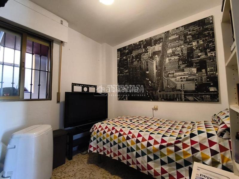 Foto 0bcbaec1-933f-456e-aa14-84455a25125d. Flat with parking in Centro ciudad Fuengirola