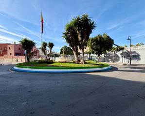 Casa aparellada a Centro. Casa en venta en mijas