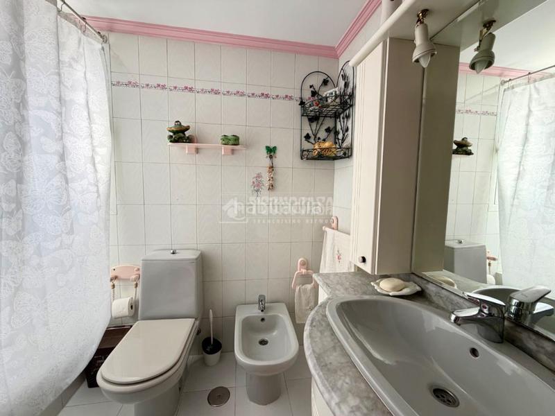 Foto 9622b017-111f-4e80-b5d6-3fc8ed35571b. Doppelhaus mit parking in Centro Mijas