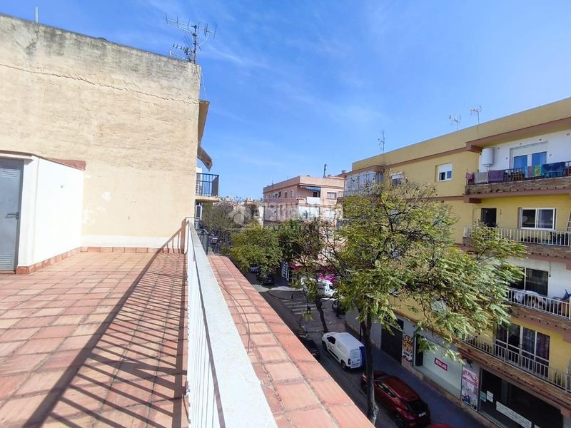 Foto 5c07f43d-4253-42ff-902b-ae0a4e996436. Pis a Centro ciudad Fuengirola