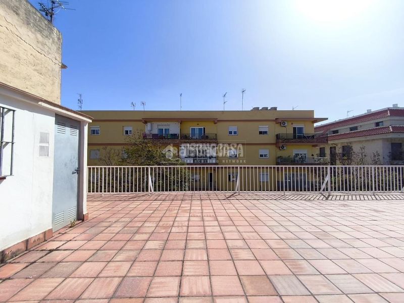 Foto 9a959f34-8d96-4399-b8e4-474fe3d11545. Pis a Centro ciudad Fuengirola