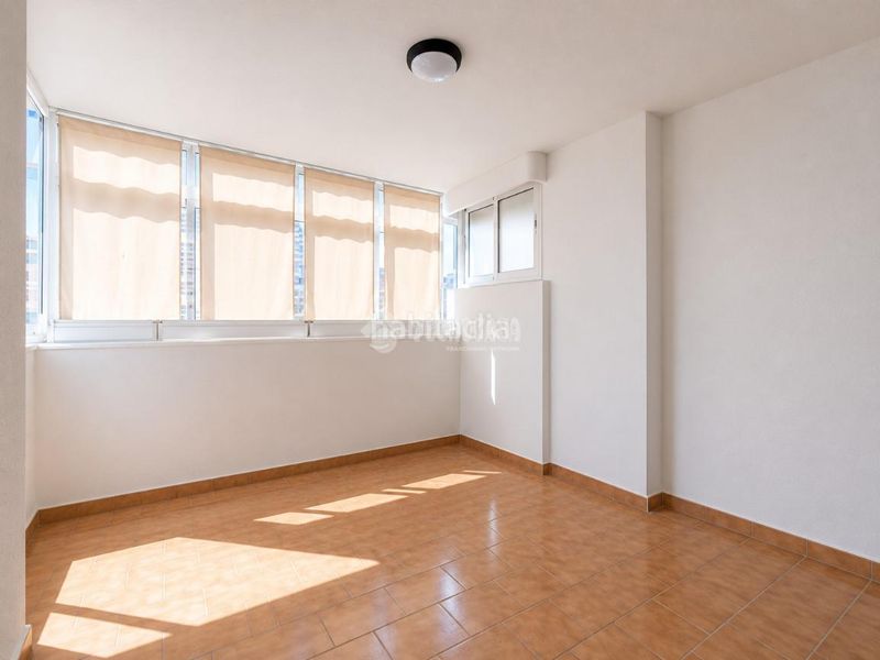 Foto 0e92c8c1-e1dc-4eb6-9d4f-080240cdbf71. Pis amb aparcament a Castillo Sohail - Myramar Fuengirola