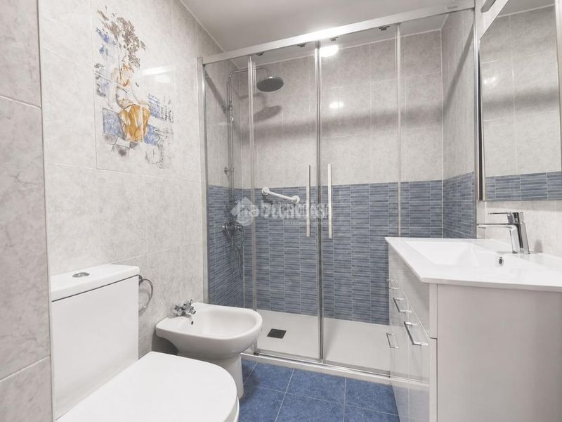 Foto 20c8d8c9-678b-482d-97e8-68c655a80f88. Pis amb aparcament a Castillo Sohail - Myramar Fuengirola