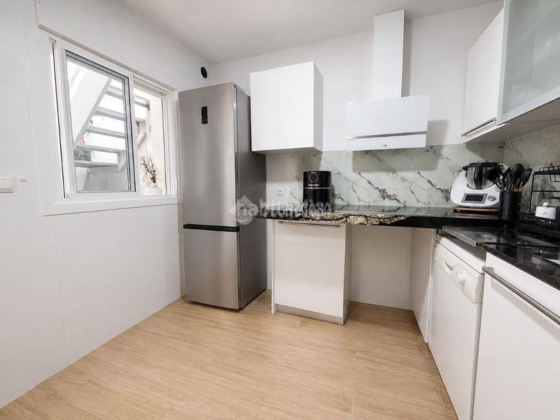 Foto 67d473c6-fd83-4bcc-b145-85f744db0a0e. Piso  en venta en Centro Mijas
