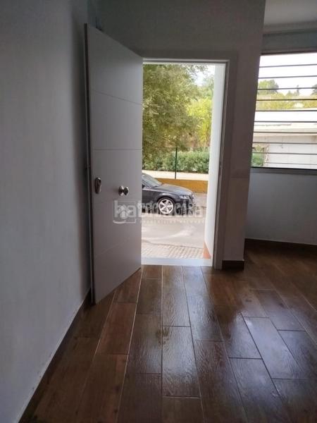 Foto 6dea113f-edbf-4322-84ae-6d763fd7b27d. Estudi a Camas