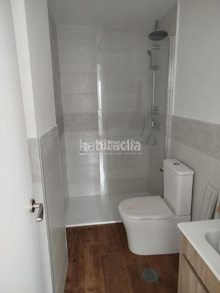 Foto 98803991-dedb-4002-b4d6-713069c17ba1. Estudi a Camas