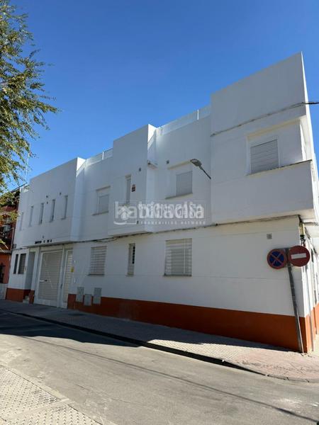 Foto b667389b-26ab-48a4-bb74-8d242e38010f. Estudi a Camas