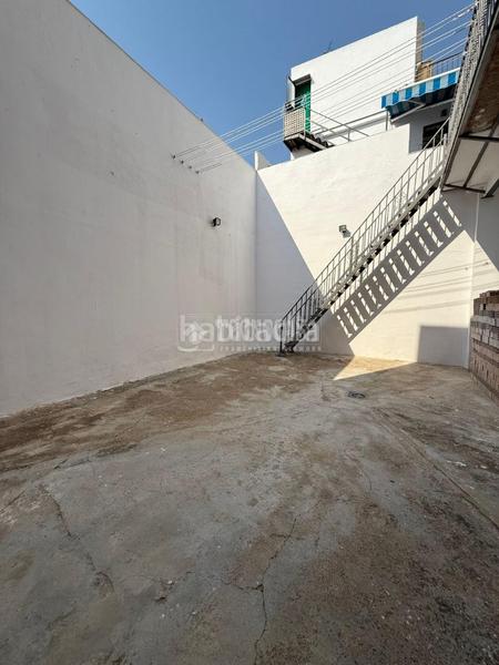 Foto 1b30d902-ce58-4396-b058-50dcc1302bde. Casa pareada casa en venta en Camas