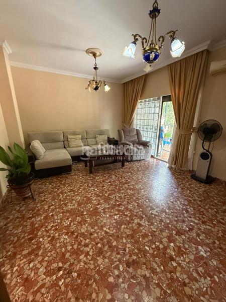 Foto 458bfae3-4548-4d02-ba64-d71992d0c873. Casa pareada casa en venta en Camas