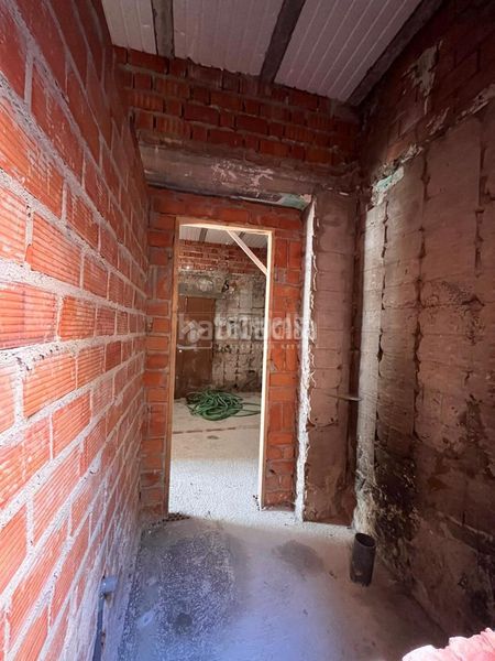 Foto fd169363-8048-4777-a7a8-62a48265db6c. Casa aparellada a Centro - Barriada Mallorca Camas