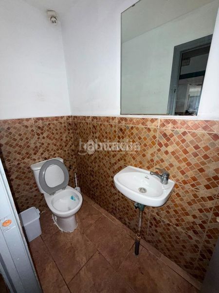 Foto 4838d4cf-0046-4b1e-8a1a-bdb9fb6ef0a4. Local comercial a La Pañoleta Camas