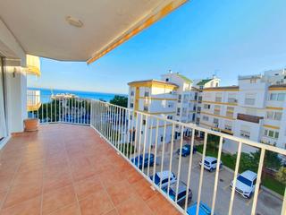 Appartement à Calle centurion y cordoba 24. Amplio en excelente ubicacion