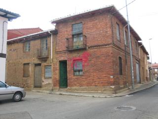 Maison à Trobajo del Cerecedo