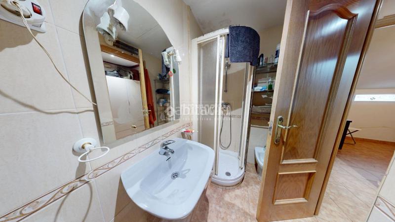 Foto e47d36ad-fdec-438d-a2a2-937901e8463c. Piso  en venta en Vírgenes Leganés