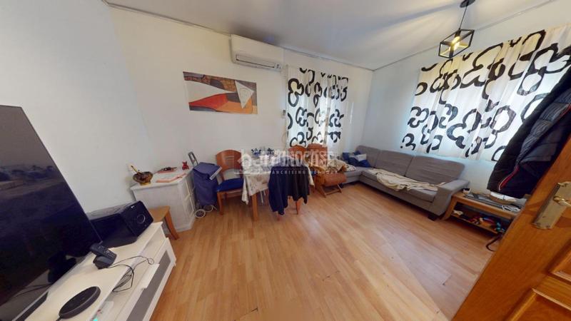 Foto b14bd3e8-f5d5-4159-9ff2-783a97c41d0c. Piso  en venta en San Nicasio Leganés
