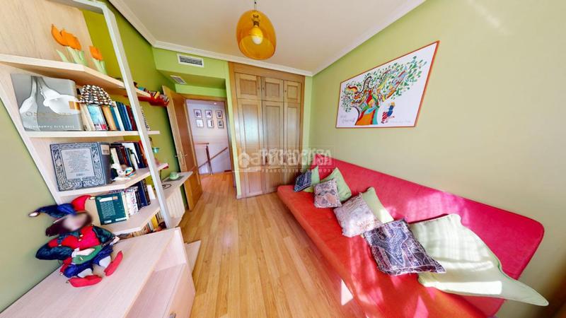 Foto c7ad35bb-b246-49e1-9e50-9e3a186270e4. Piso  en venta en V Centenario Leganés