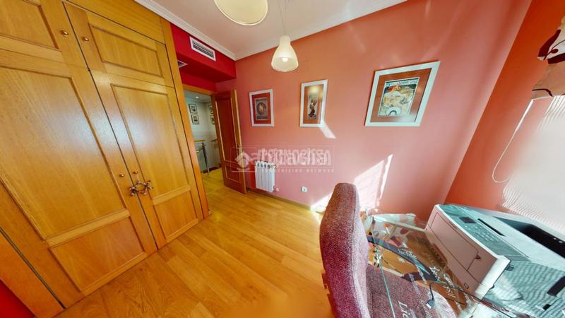 Foto d2be06c9-1238-41a0-9707-d893b0b496f2. Piso  en venta en V Centenario Leganés