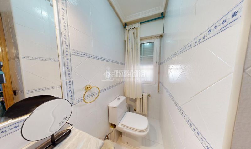 Foto cbdccc76-ea42-4ff9-b170-056e3eefe301. Casa aparellada amb calefacció aparcament piscina a Leganés