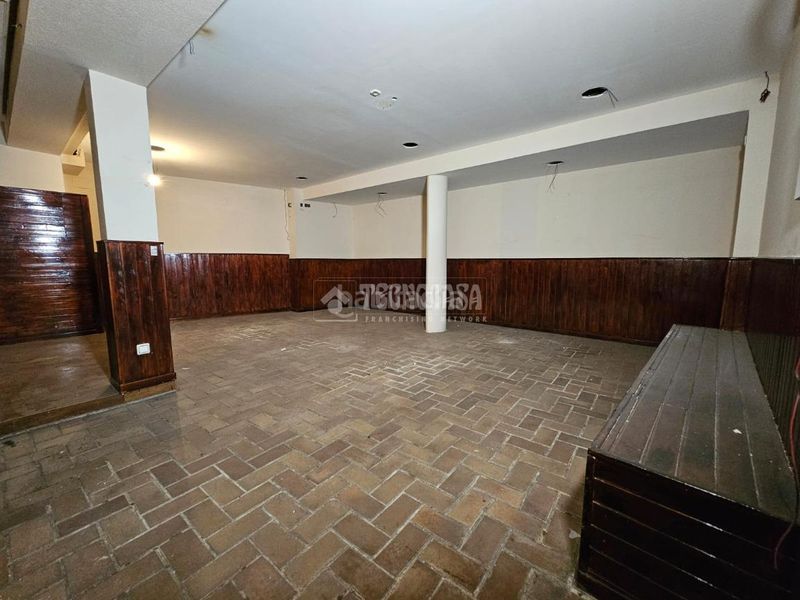 Foto c76e14dc-9ca4-4fed-9d14-0eb31b46a1e2. Edificio  en venta en Casco Antiguo Leganés