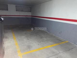 Aparcament cotxe a El Carmen. Boxplaza de garaje en venta en segovia