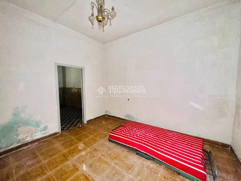 Foto c5fcf7b9-6954-4ee1-b634-8ed59935a2cc. Casa pareada casa en venta en Via Romana Segovia