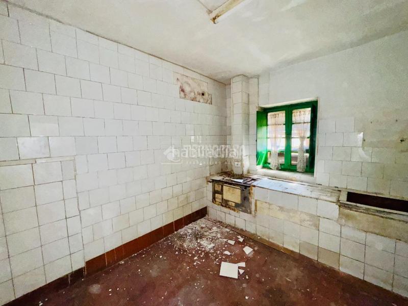 Foto d807a7d5-6caa-44a6-826a-c79529a8dc4c. Casa pareada casa en venta en Via Romana Segovia