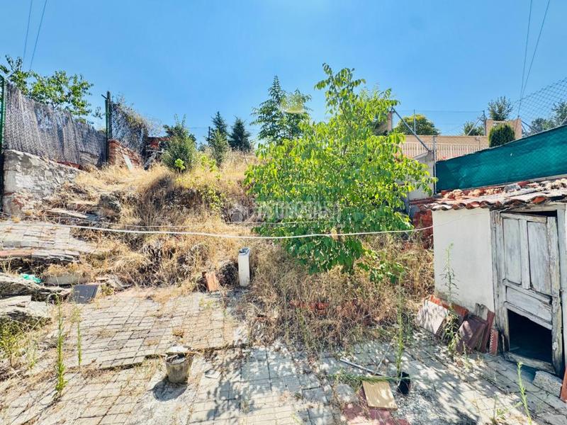 Foto ee952708-7cbc-439e-96f4-314af80b85b7. Casa pareada casa en venta en Via Romana Segovia