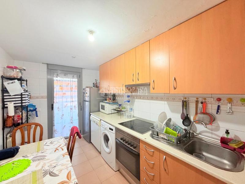 Foto a01564bd-6bb9-4219-ad6c-19968afc4267. Pis amb aparcament a Cantimpalos