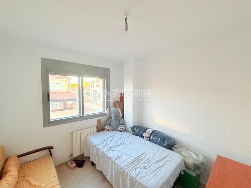 Foto d7ebcb8d-ba51-4974-8928-f9fd5cc367da. Pis amb aparcament a Cantimpalos