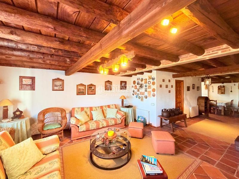 Foto 2dc7b95f-d0f3-42e4-aedb-c0d8da71cf4f. Masía casa rural en venta en Adrada de Pirón