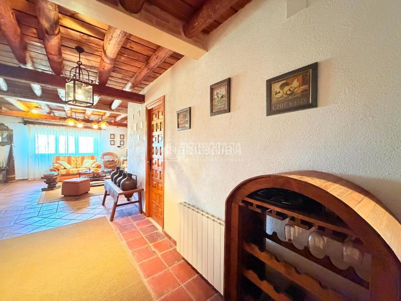 Foto 36c2a8b4-2a93-4cba-ab1d-f4da0ec53498. Masía casa rural en venta en Adrada de Pirón