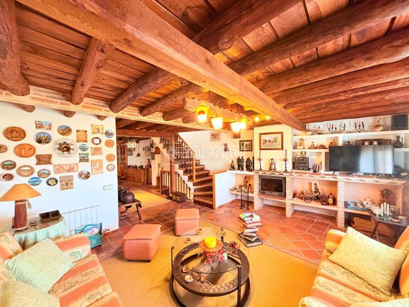 Foto 37f65cf9-eee7-44e3-8e45-cde0e8c91e39. Masía casa rural en venta en Adrada de Pirón