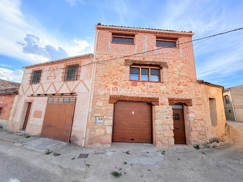 Foto 61f9b46e-6d16-492c-a55a-d52c6eaff8e4. Masía casa rural en venta en Adrada de Pirón