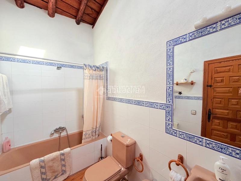 Foto c0c41a30-5718-41bf-965c-de8e54cc0b28. Masía casa rural en venta en Adrada de Pirón