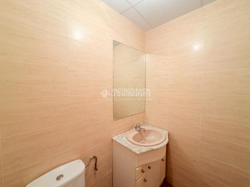 Foto af03418e-3b39-4c2f-820d-f144964614cb. Casa aparellada amb aparcament a Cantimpalos