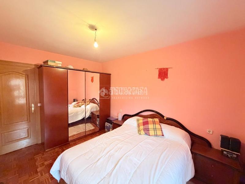 Foto 0bd43e72-d2a7-4bb3-b3c9-857d12f8fd30. Piso  en venta en El Carmen Segovia