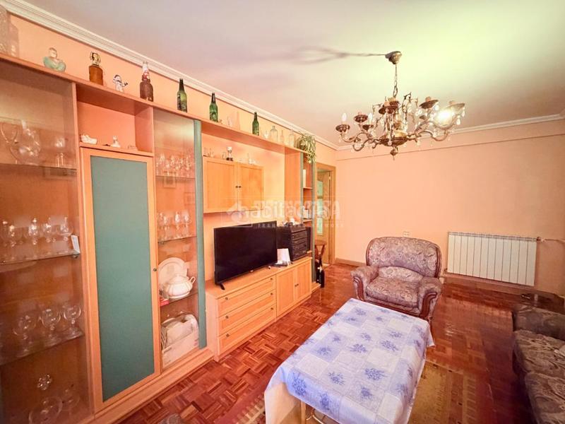 Foto bfafdcc2-dabd-408c-9ae1-d9b5cd503d31. Piso  en venta en El Carmen Segovia