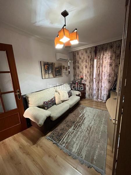 Foto bc0aefb6-dabc-4bbf-8a2c-5b2fc62ac342. Piso  en venta en Cruz Roja Sevilla