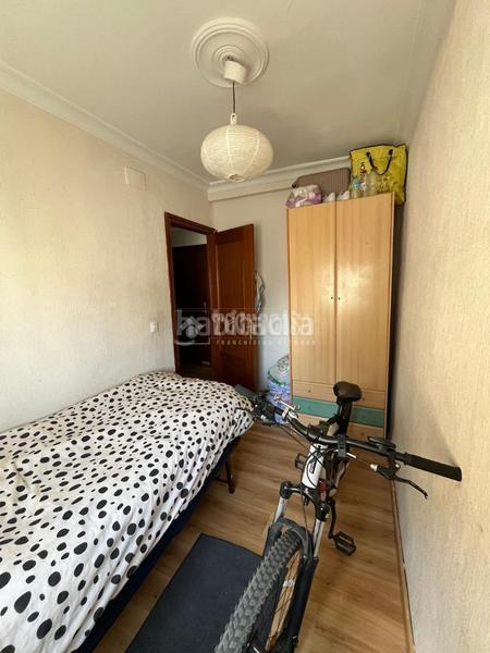 Foto dbd447c1-5b54-42f0-98d8-c16e01074fc1. Piso  en venta en Cruz Roja Sevilla