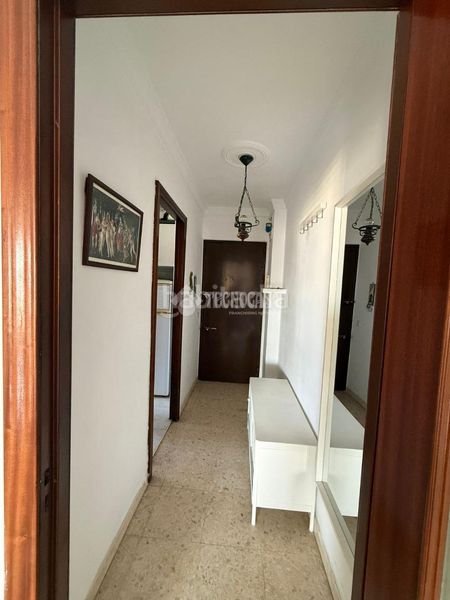 Foto f7d36687-5d2c-4f2e-b420-754cb93ba205. Pis a Villegas Sevilla