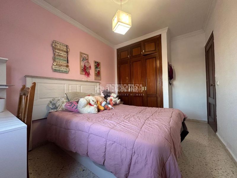 Foto ccb02971-3dc2-4f6d-9e9a-06a0e94b44dc. Casa aparellada amb aparcament a Los Ríos Mijas