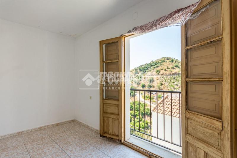 Foto 2ff848f4-4e82-4cde-9502-8339e0ee6cc6. Casa  en venta en Canillas de Aceituno