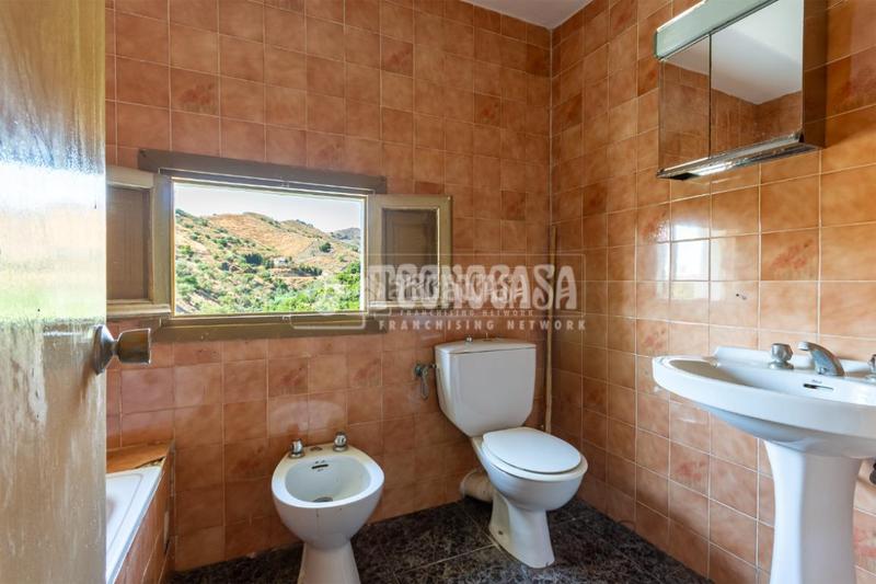 Foto 3ea9cfc5-efbb-4fbb-b7c5-e33155ab1a17. Casa  en venta en Canillas de Aceituno